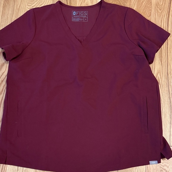 Women's Maternity Figs Scrubs Set - Picture 5 of 5